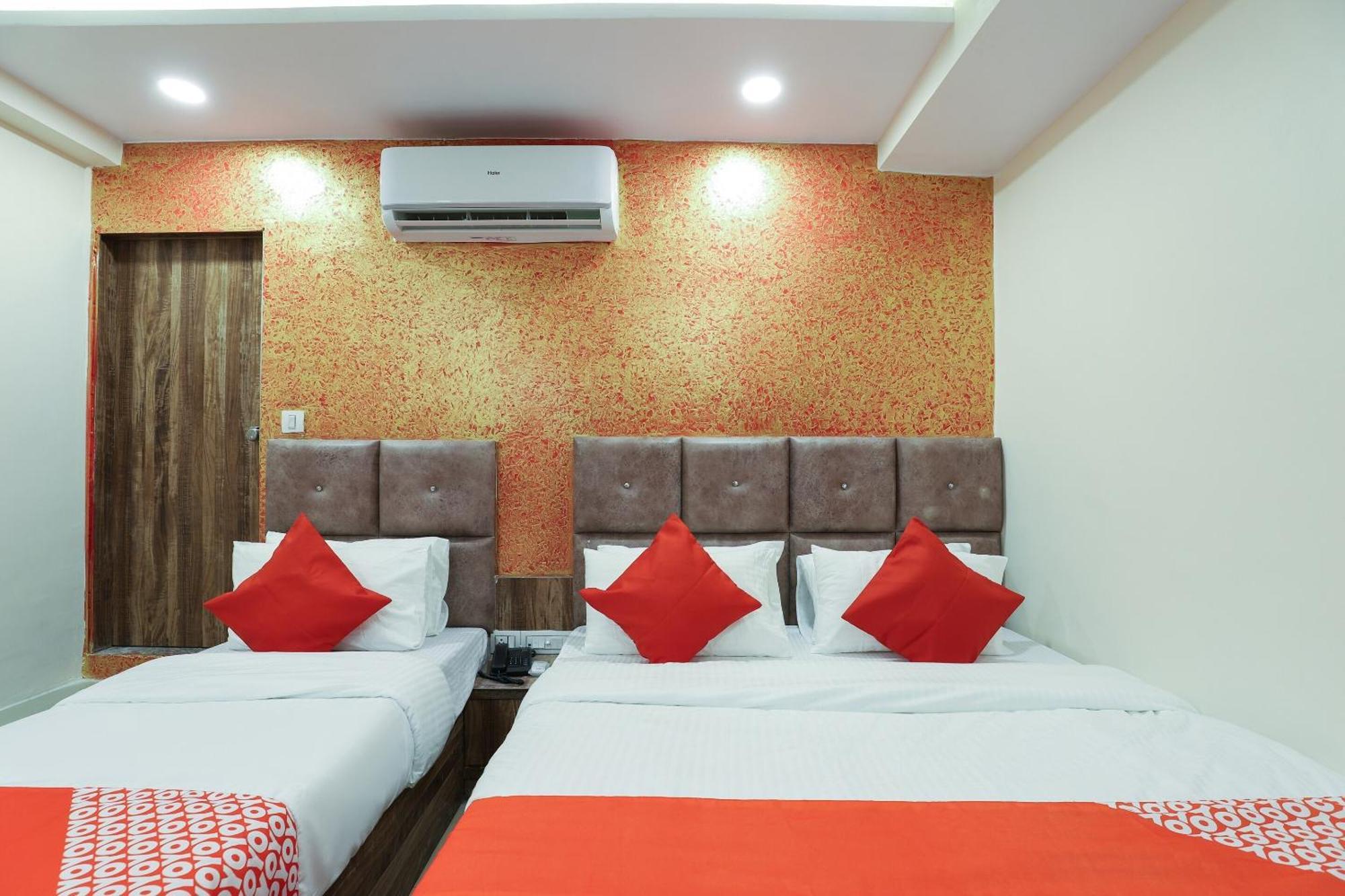OYO 37068 Hotel Dream Stay Sarkhej Exterior foto